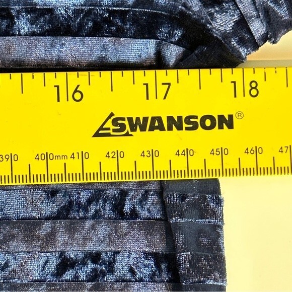 Everly Velvet Blue Velour Short Sleeve Striped Shirt S - Picture 7 of 8